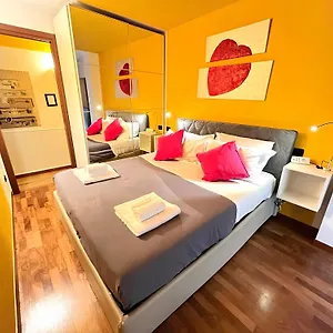 Duomo And Downtown Apartment